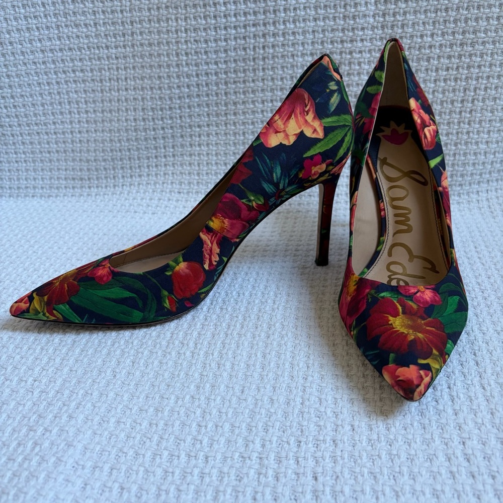 Sam Edelman Women's Heels - Floral Red and Green